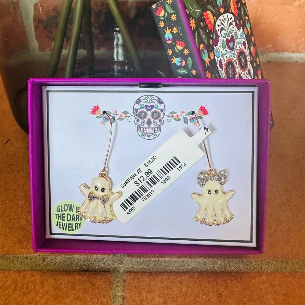 Bella jack ghost glow in the dark earrings dangling bows